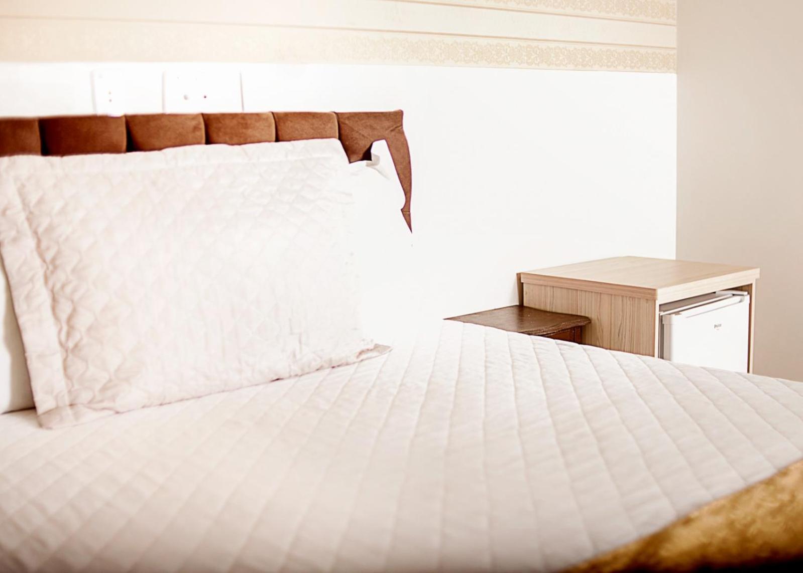 Hotel Grezelle Bituruna Ngoại thất bức ảnh
