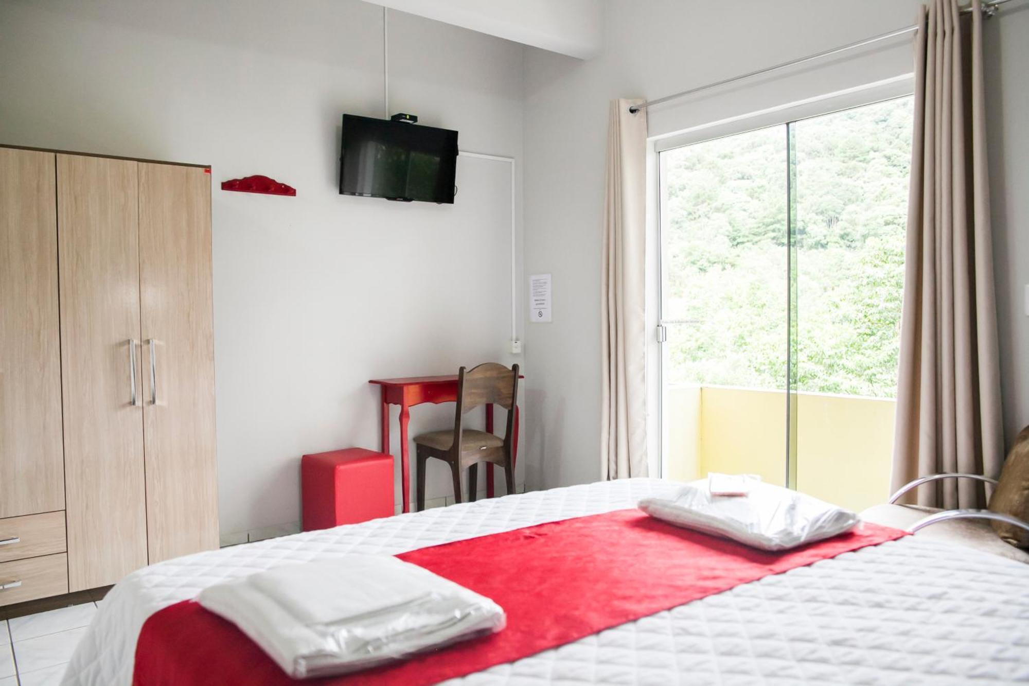 Hotel Grezelle Bituruna Ngoại thất bức ảnh